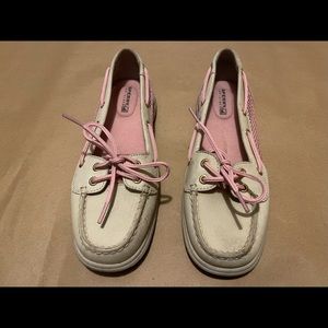 Casual Sperry’s SIZE 6 🌸